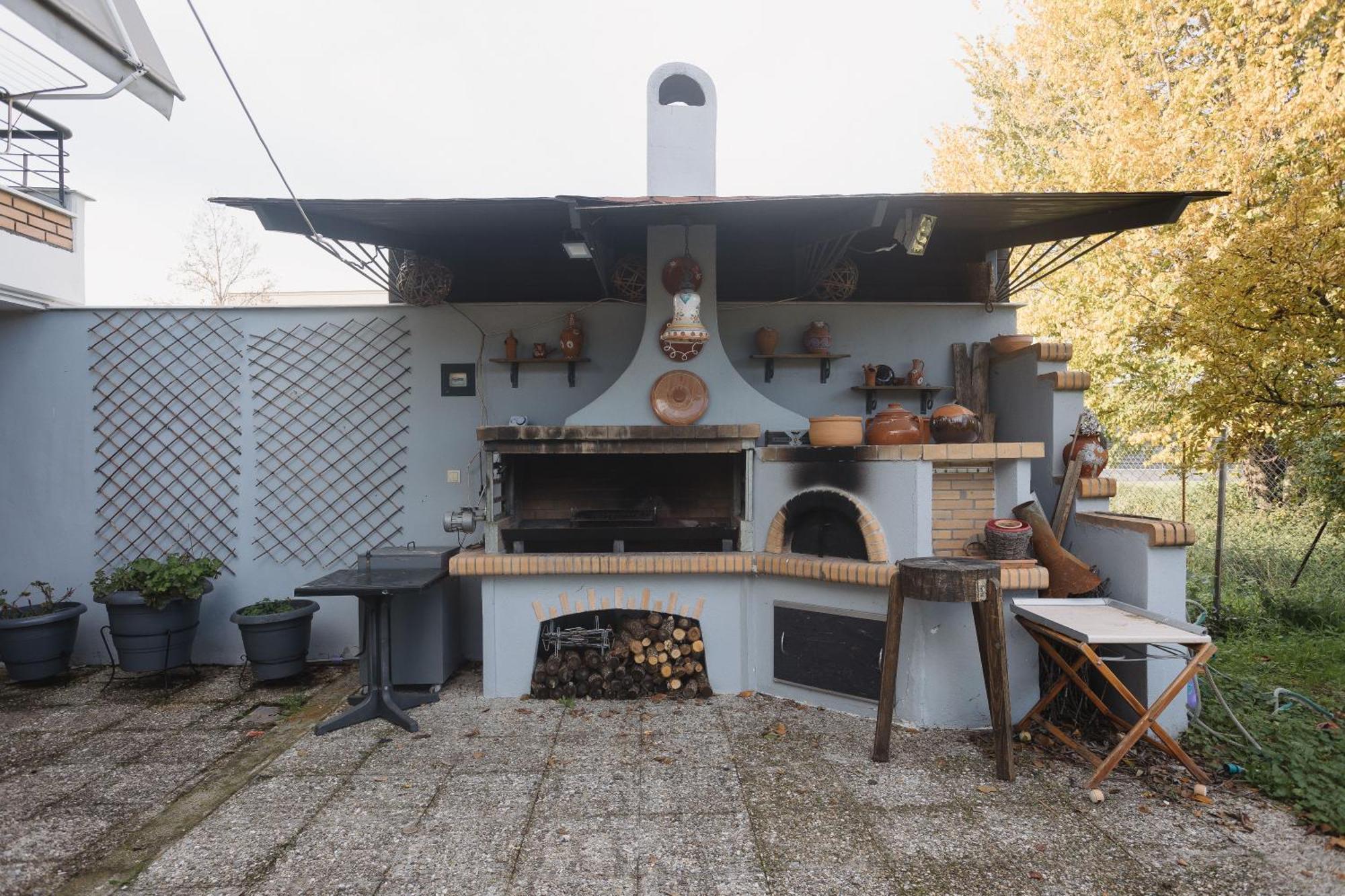 Billiard Home In Trikala Extérieur photo